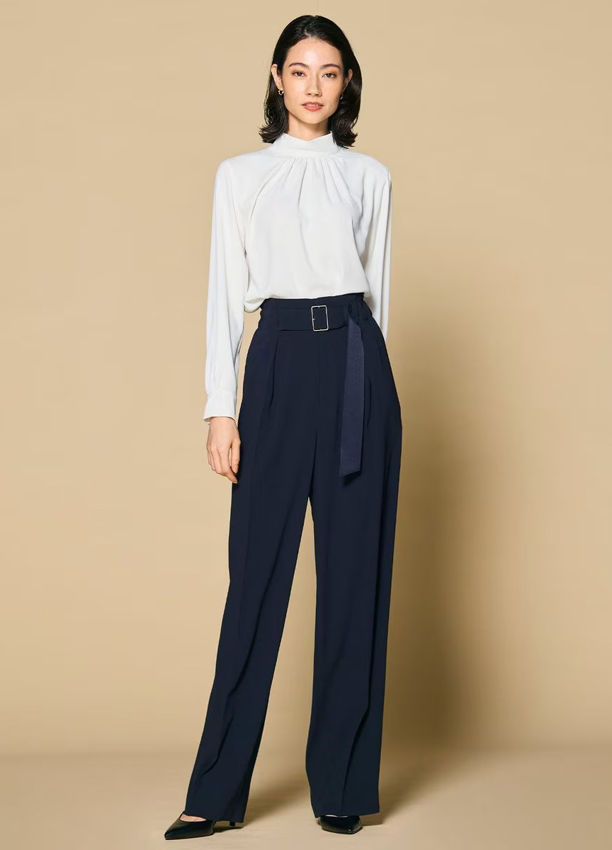 細褶設計立領長袖襯衫